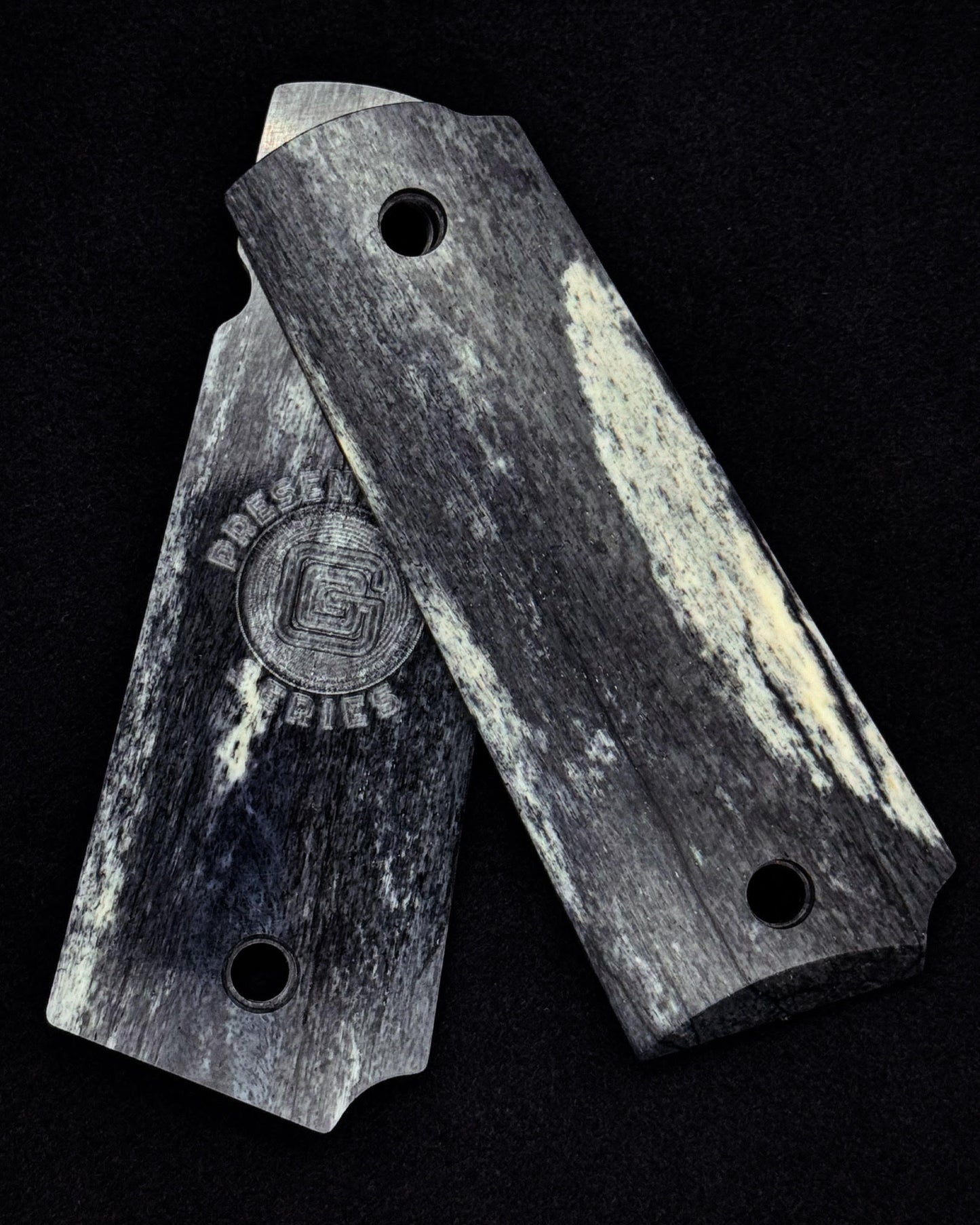 GIRAFFE BONE - 25F02